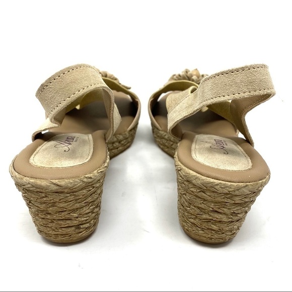 Azura by Spring Step Ruby Mae floral wedge sandals - Picture 5 of 8